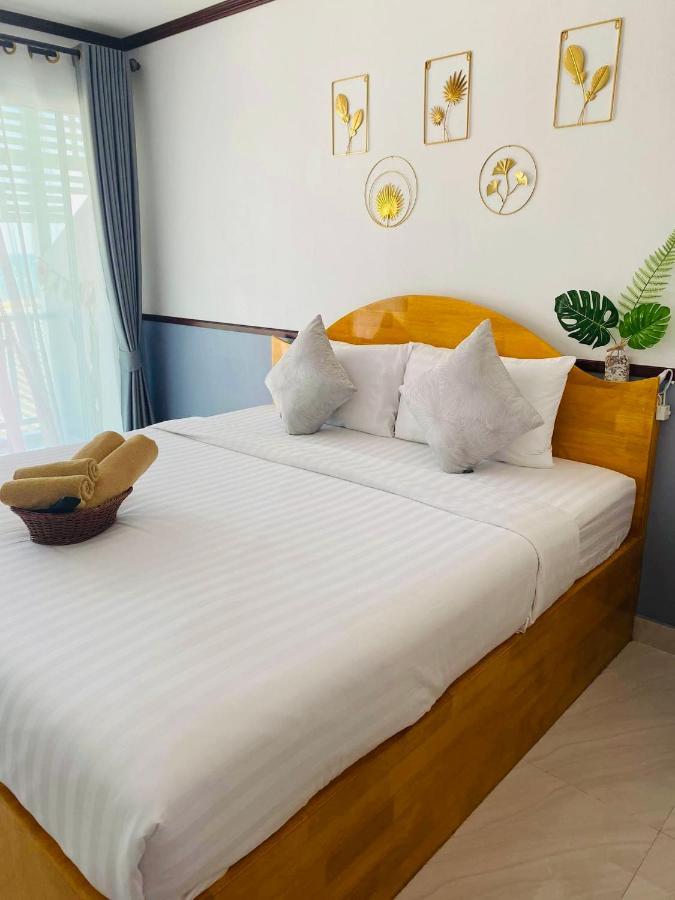 Baan Tipsukon Bed & Breakfast Ко Ларн Екстериор снимка
